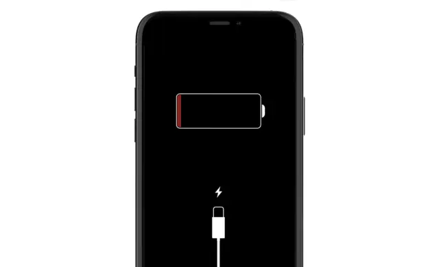 Czarny ekran telefonu z ikoną rozładowanej baterii i symbolem ładowania. Telefon się nie ładuje.